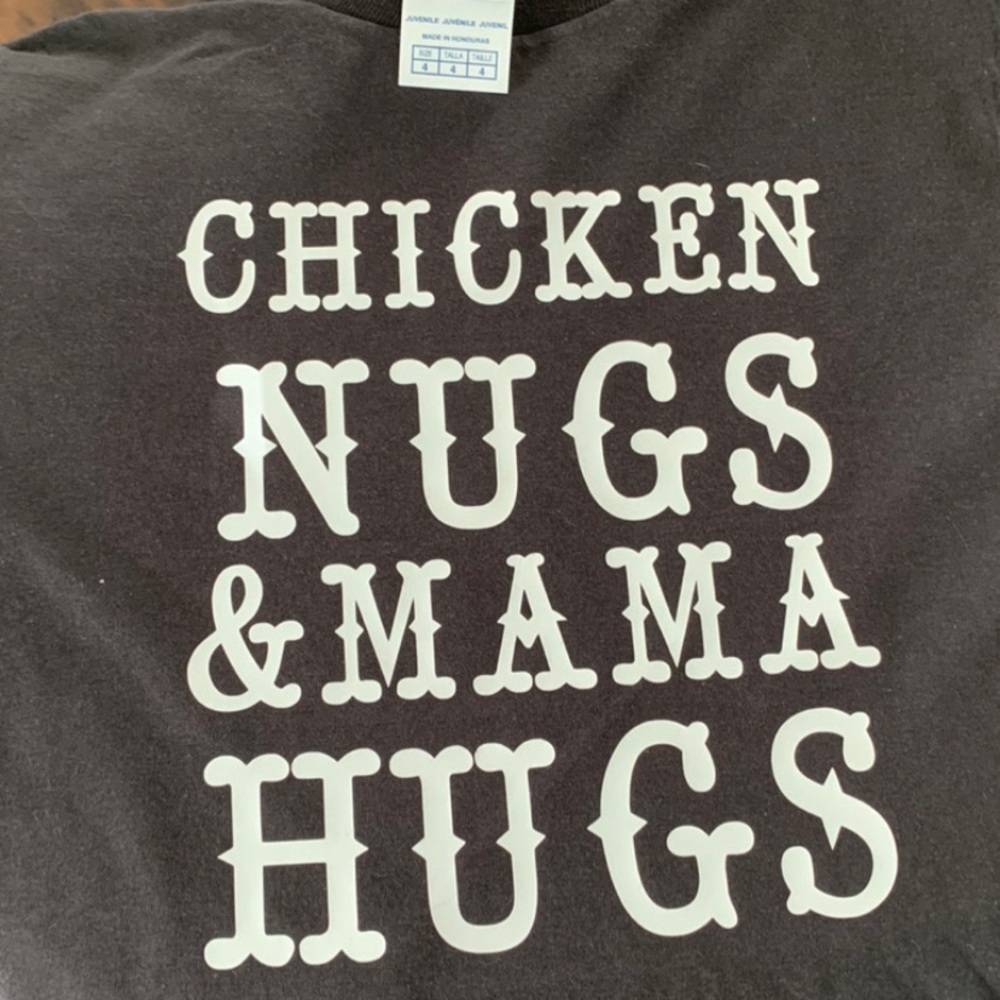 Chicken nugs and mama hugs t shirt